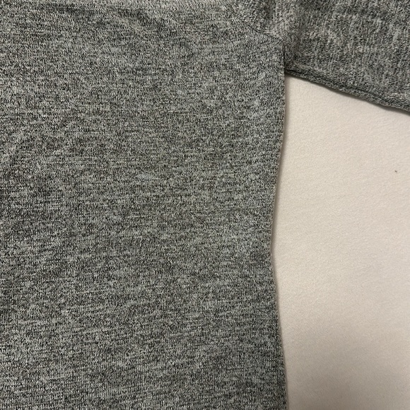 Wilfred off the shoulder top - Picture 2 of 5